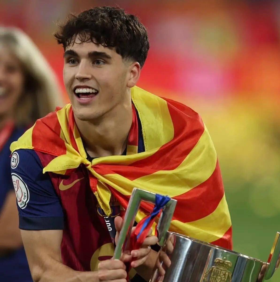 西班牙最新26人阵容!罗德里、卡瓦哈尔归来!最强战队!