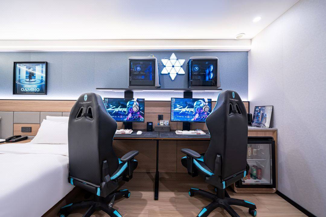 电竞馆加盟好还是自己开,一文读懂电竞酒店的投资逻辑