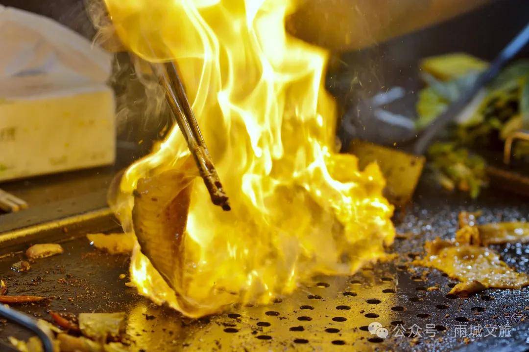 跑半马 游雨城｜“跑遍四川”总决赛12月28日开跑！我们在西蜀天漏地 女娲补天处等你！